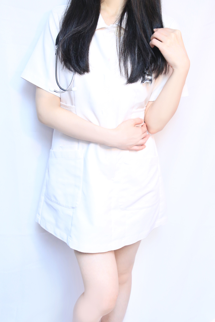 ゆいな写真とプロフィールへ